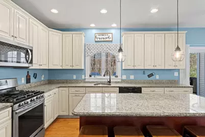 578 Carpenter Rd, Northbridge, MA 01588 - Photo 11