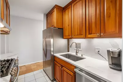 85 E India #14G, Boston, MA 02110 - Photo 7