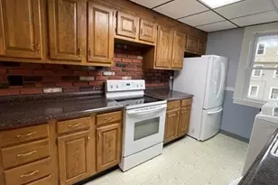 57 Vale St, Worcester, MA 01604 - Photo 9