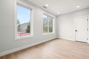 277 Border St, Boston, MA 02128 - Photo 27