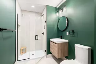 277 Border St, Boston, MA 02128 - Photo 23