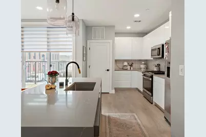 277 Border Street #204, Boston, MA 02128 - Photo 5