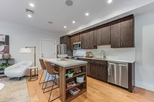 17 Vinton St, Boston, MA 02127 - Photo 1