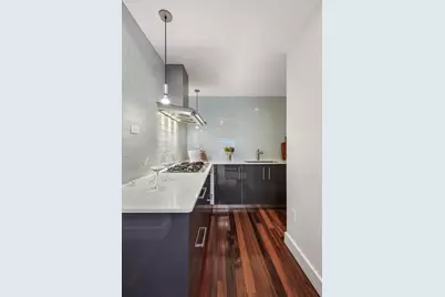 25 Channel Center St #PH201, Boston, MA 02210 - Photo 11