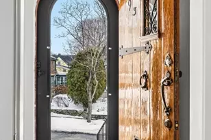 93 Churchill Ave, Arlington, MA 02476 - Photo 5