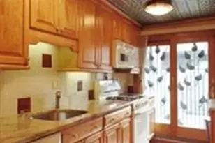 26 Medfield St, Boston, MA 02215 - Photo 3