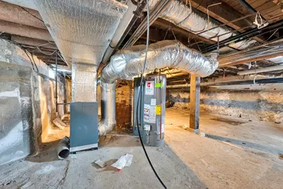 31 Boardman St, Worcester, MA 01606 - Photo 23