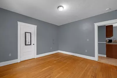 31 Boardman St, Worcester, MA 01606 - Photo 13