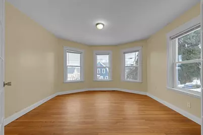 31 Boardman St, Worcester, MA 01606 - Photo 5