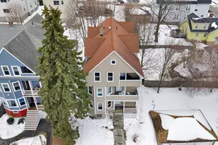 31 Boardman St, Worcester, MA 01606 - Photo 3