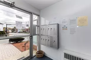 186 Lexington St, Watertown, MA 02472 - Photo 19