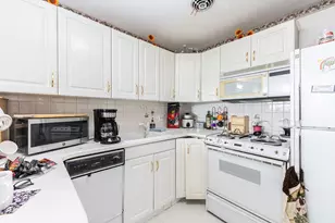 186 Lexington St, Watertown, MA 02472 - Photo 11