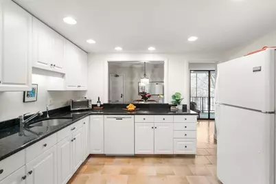 85 Grove St #203, Wellesley, MA 02482 - Photo 13