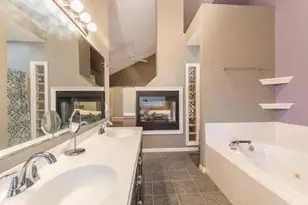 411 Captain Eames Cir, Ashland, MA 01721 - Photo 11