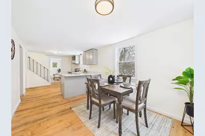 122 Truro St, New Bedford, MA 02745 - Photo 13