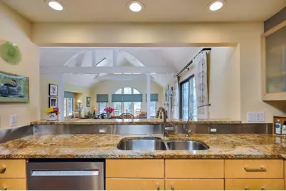 174 Lincoln Ave, Amherst, MA 01002 - Photo 9