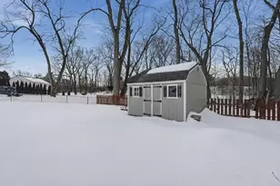 2 Hemenway Rd, Framingham, MA 01701 - Photo 35