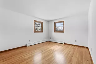 62 Bridge St, Hatfield, MA 01038 - Photo 13