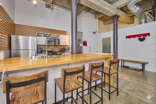 251 Heath St, Boston, MA 02130 - Photo 9