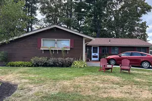 14 Grove St, Danvers, MA 01923 - Photo 23