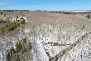 72 NW Schoolhouse Rd, Dudley, MA 01571 - Photo 33