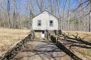 72 NW Schoolhouse Rd, Dudley, MA 01571 - Photo 35