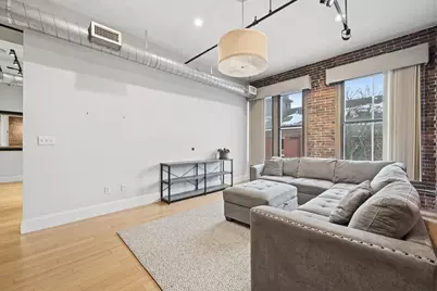 61 Market St #3A, Lowell, MA 01852 - Photo 3