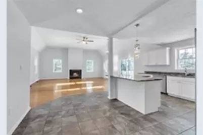 49 Chisholm Trail, Lancaster, MA 01523 - Photo 5