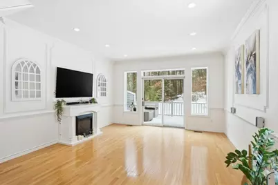 921 Sherwood Forest Ln #921, Saugus, MA 01906 - Photo 5