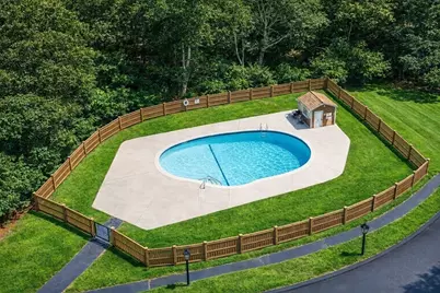 921 Sherwood Forest Ln #921, Saugus, MA 01906 - Photo 31