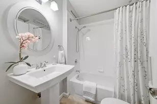 81 Glen Rd, Brookline, MA 02445 - Photo 21