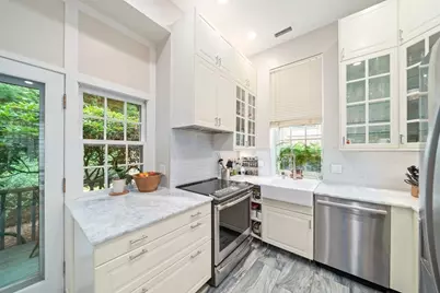 81 Glen Road #S2, Brookline, MA 02445 - Photo 9