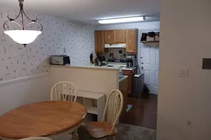 10 Squire Ct, Natick, MA 01760 - Photo 3