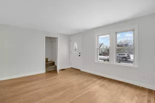 33 Drexel St, Springfield, MA 01104 - Photo 17