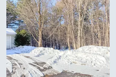 132 Poplar Street, Greenfield, MA 01301 - Photo 27