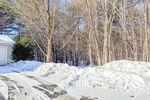 132 Poplar St, Greenfield, MA 01301 - Photo 27