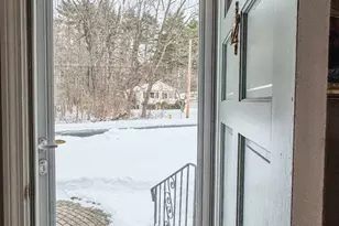 132 Poplar St, Greenfield, MA 01301 - Photo 25