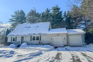 132 Poplar St, Greenfield, MA 01301 - Photo 3