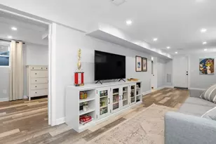 29 Commonwealth Rd, Watertown, MA 02472 - Photo 21