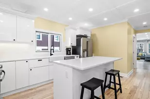 29 Commonwealth Rd, Watertown, MA 02472 - Photo 5