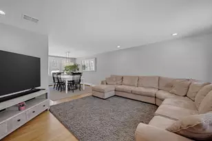 26 Fredric Ln, Mansfield, MA 02048 - Photo 7