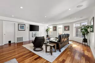 112 W 9th St, Boston, MA 02127 - Photo 5