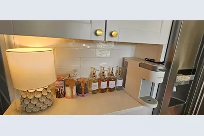 11 Harrison Ct, Westport, MA 02790 - Photo 5