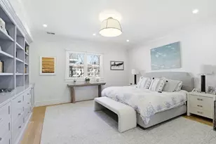 39 Verndale St, Brookline, MA 02446 - Photo 11