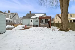 46 Stetson Ave, Swampscott, MA 01907 - Photo 7