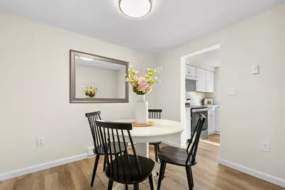 7 Mayberry Dr #H, Westborough, MA 01581 - Photo 9