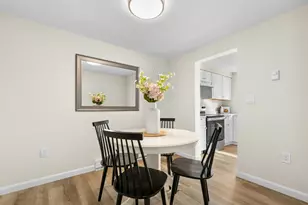 7 Mayberry Dr, Westborough, MA 01581 - Photo 9