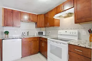 24 Worcester Rd, Peabody, MA 01960 - Photo 21