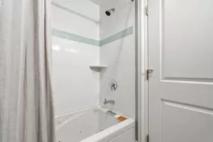 862 E 2nd St, Boston, MA 02127 - Photo 11