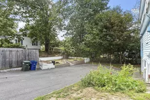 257 Spruce St, Leominster, MA 01453 - Photo 29